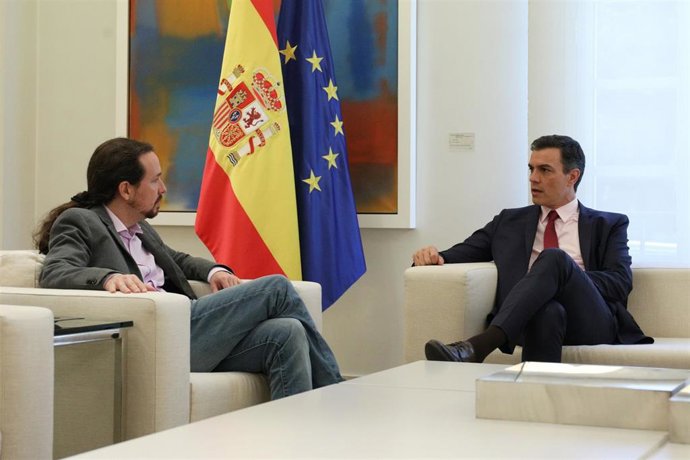 El presidente del Gobierno, Pedro Sánchez, recibe al secretario general de Podem