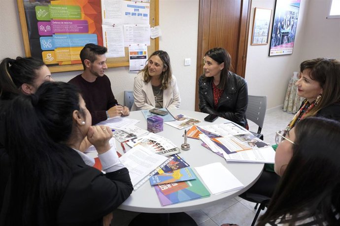 26M.- Igual (PP) Se Compromete A Promover La Formación Para El Empleo Para La Población Gitana Si Repite Como Alcaldesa