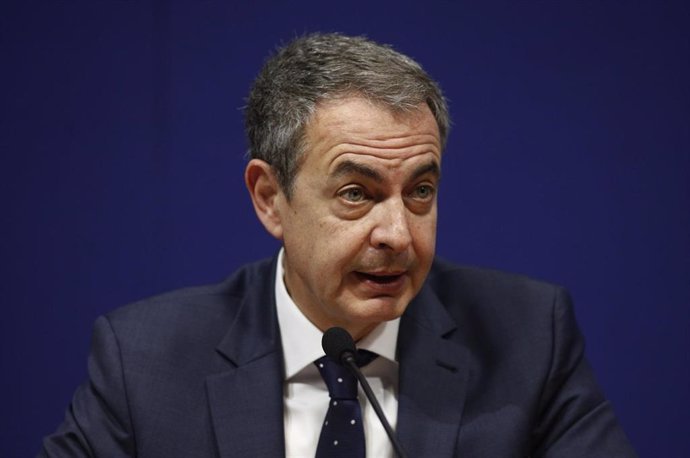 VÍDEO: 28A.- Zapatero ve "atractivo" que los grandes partidos tengan un cara a cara y recuerda que él tuvo dos con Rajoy