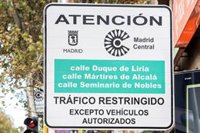 Las emisiones de NOx de los turismos caen un 38% con Madrid Central y un 14,2 las de CO2, un según estudio de la UPM