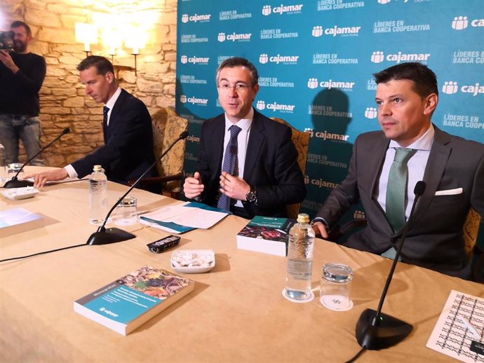 Cajamar abre su cuarta oficina en Galicia y prevé tener presencia en las siete ciudades en 2020
