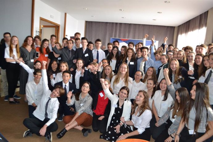 Unos 160 alumnos participan en Palma en la segunda edición de la iniciativa Euro Parlamento