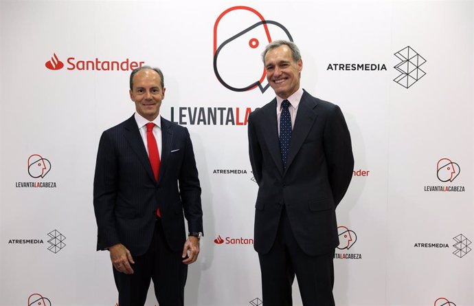 Banco Santander se une a 'Levanta la cabeza', el movimiento de Atresmedia por un uso responsable de la tecnología