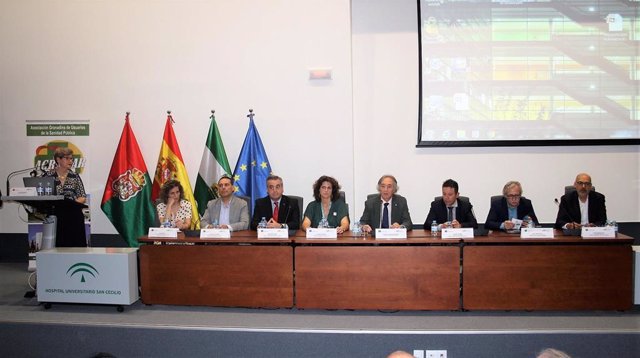 Granada.- Profesionales sanitarios inciden en la importancia de la humanización para mejorar la calidad en la atención