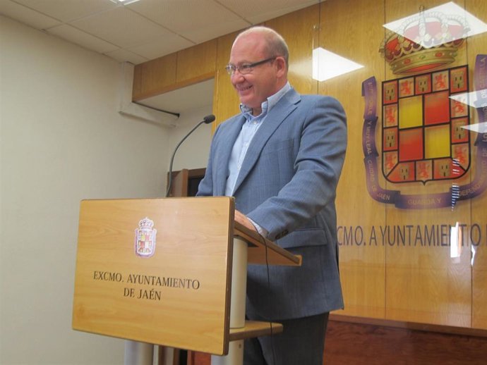 Jaén.- 26M.- Márquez (PP) apuesta por "medidas responsables" para poder seguir reduciendo el déficit municipal