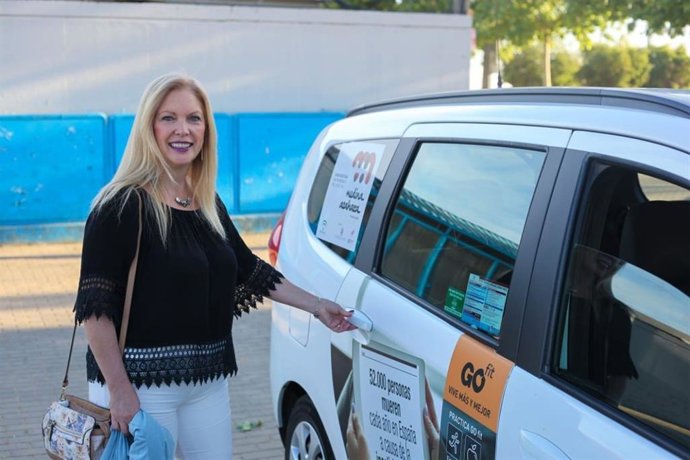 Córdoba.- Podemos apuesta por un servicio público de taxi "regulado, seguro y de garantía"