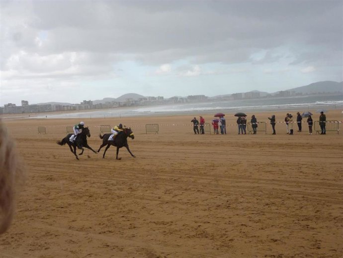 Derby Playa de Laredo 