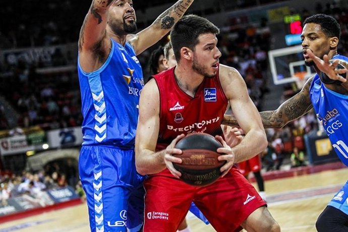 Baloncesto/Liga Endesa.- El Tecnyconta Zaragoza se repone en el tramo final y aguanta en 'playoffs'