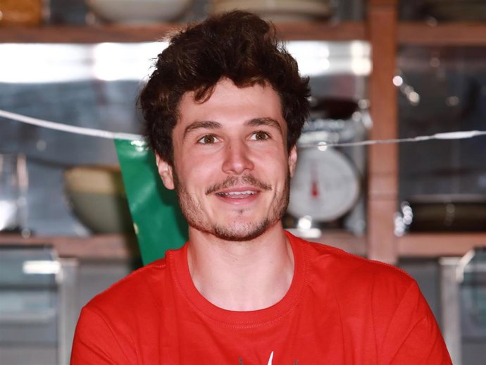 Micky de OT, ilusionado con su actuación, promete tatuarse si gana el concurso
