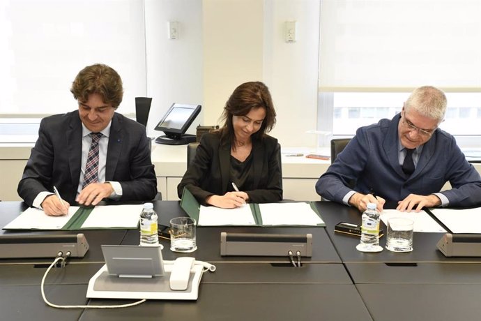 Fuenlabrada, Renfe y ADIF firman el protocolo para remodelar con 2,5 millones la estación de Renfe La Serna