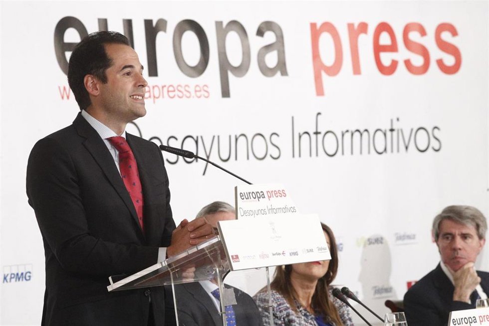 AMP.- Aguado anuncia que Cs votará 'no' a Iceta en el Parlament para que sea senador y pueda presidir el Senado