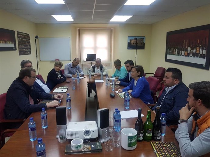 Rural.-Moriyón (Foro) apuesta por la promoción exterior de la sidra a través de la D.O.P.