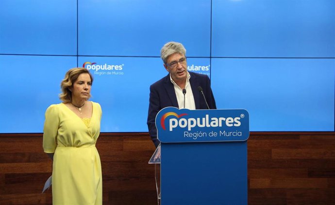 Miralles: "El Gobierno socialista desprecia, una vez más, a la Región de Murcia y nos castiga con la sanidad y el agua"
