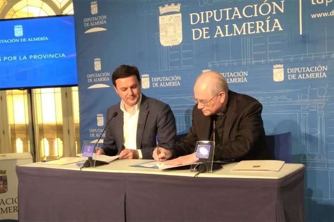 SaboresAlmería.-Diputación y Obispado firman un acuerdo para intervenir en 18 templos con una inversión de 430.000 euros
