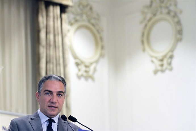 Málaga.- Bendodo ve prioritario cerrar un calendario de exposiciones temporales para el Museo de Málaga