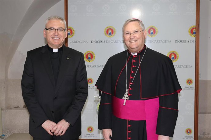 ***PREVIA ORDENACIÓN OBISPO DIOCESIS DEME