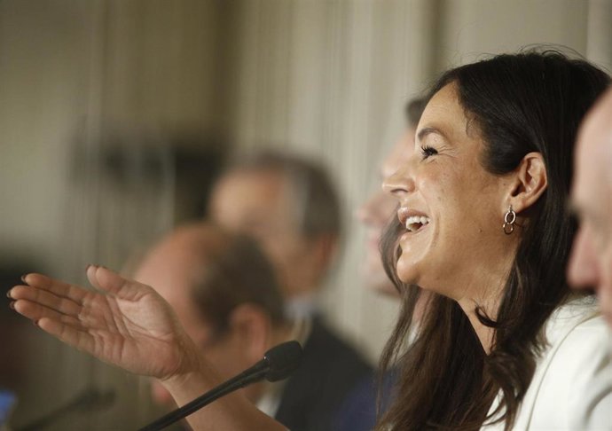 26M.- Villacís se compromete a regenerar 21 plazas dentro del plan 'Alegra Madrid' y a crear una Concejalía de Deportes