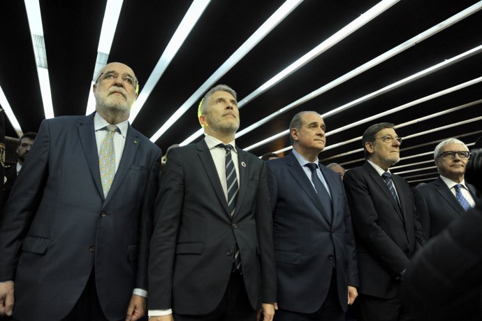 Homenaje en Bilbao a la primera agente de la Policía Nacional muerta en atentado terrorista, y al inspector Eduardo Puelles, asesinado por ETA en 2009