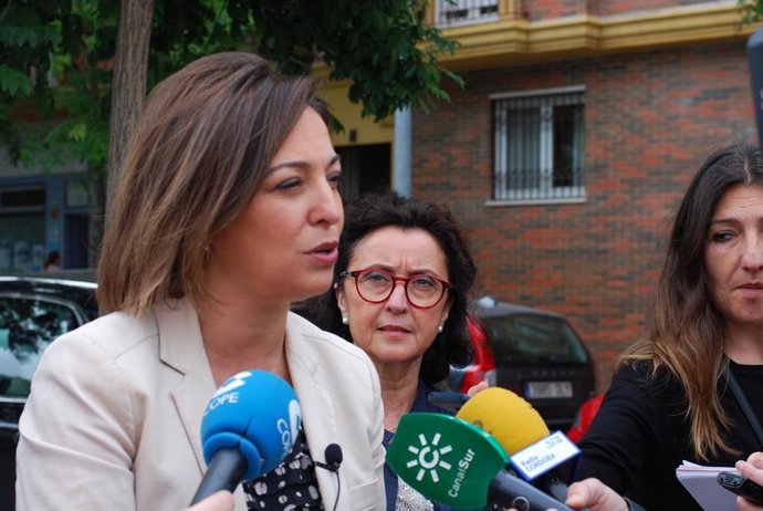 Córdoba.- 26M.- Isabel Ambrosio (PSOE) ve "ridícula y desesperante" la situación que sufre Ganemos en Común