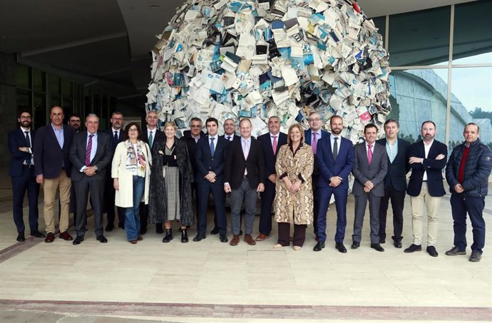 Industria 4.0.- Nace el Clúster de la Función Logística de Galicia, un sector que representa el 3,9% del PIB gallego