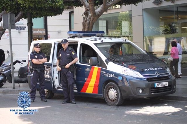 Detenidos en Ciudad Real por conducir con un bebé en el regazo a gran velocidad y agredir después a la Policía