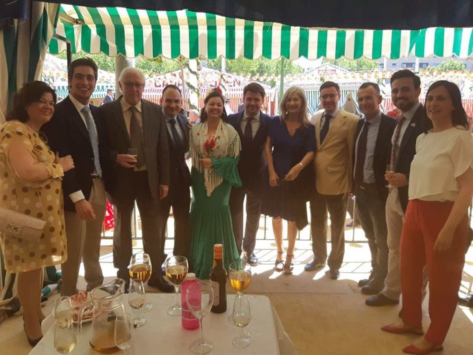 Sevilla.-26M.-Consistorio pide a PP reconsiderar mitin en Feria, que "daña tradición y crea un peligroso precedente"