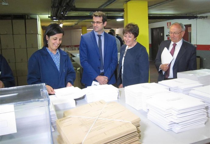 26M.-Un Total De 1.971.913 Electores Está Llamado A Votar En Las Municipales En Cyl, 74.746 Por Primera Vez