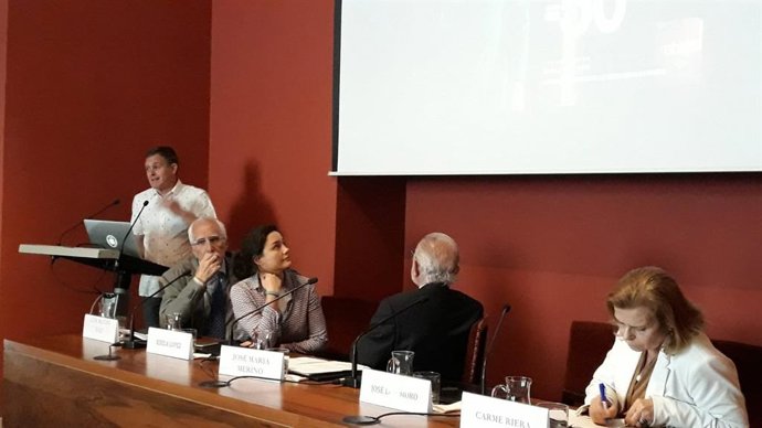 Académicos de la RAE critican el lenguaje de la última campaña electoral: "Fue precario y pobre de formas"