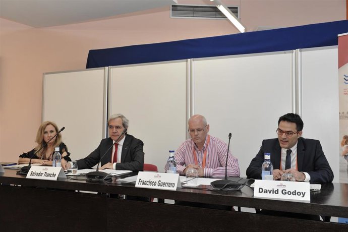 La semFYC alerta de "la ola de jubilaciones" de médicos de familia en Andalucía, comunidad con mayor envejecimiento