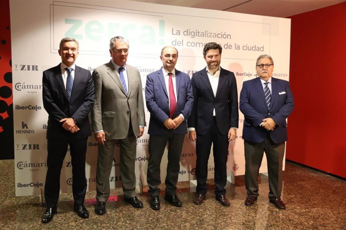 La plataforma online 'Zerca!' ayuda a los comercios de proximidad a vender sus productos en internet