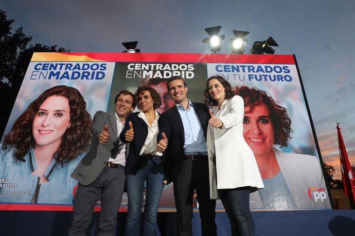 Acto de inicio de campaña del Partido Popular para el 26-M en el Templo de Debod en Madrid