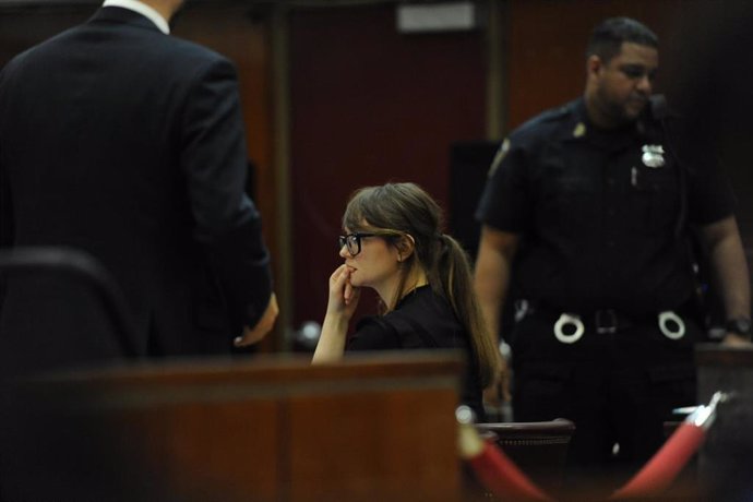 Anna Sorokin trial, 2nd day jury deliberations, found guilty