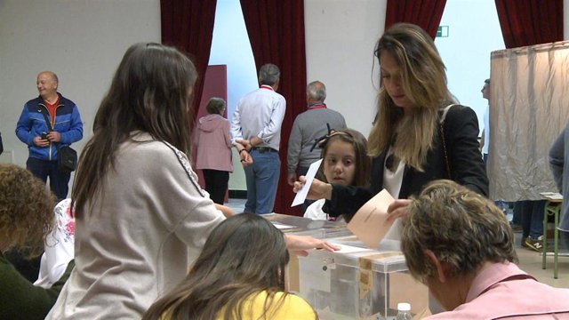 28A.- Electores extremeños destacan la importancia de ejercer el derecho al voto