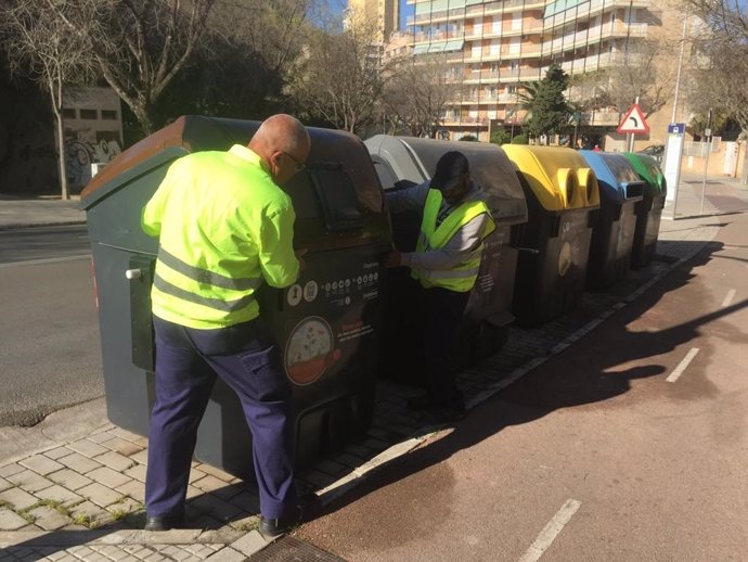 Installen 33 contenidors de recollida orgnica a Son Espanyolet i Són Dameto a Palma