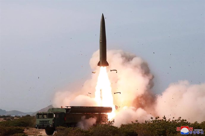 Corea.- Corea del Norte confirma ensayos con "misiles de largo alcance" en las últimas horas por orden de Kim Jong Un