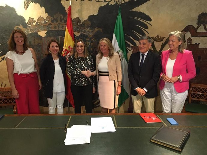 Málaga.-La Junta y el Ayuntamiento de Marbella acuerdan mejorar parte de la carretera que conecta el municipio con Istán
