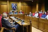 El autor Juan Bosco recorre las 32 fortificaciones del litoral almeriense con su obra 'Torres en verde'