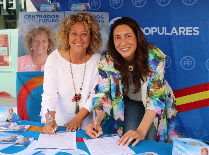 Huelva.- 26M.- Pilar Marín y Loles López firman un "contrato con los onubenses" para "reiniciar Huelva"