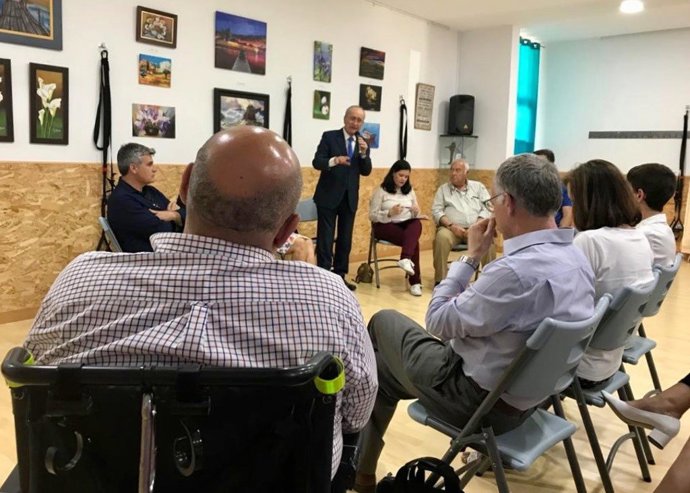 Málaga.- 26M.- De la Torre promete crear un plan de empleo para la inclusión de personas con discapacidad intelectual