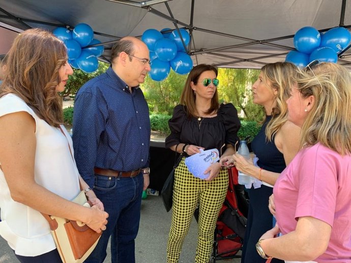 Granada.-26M.-PP homenajea a los niños y destaca "grandes esfuerzos" de familias para "salir adelante ante adversidades"