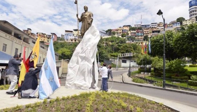 La ciudad de Guayaquil en Ecuador estrena estatua del Apóstol Santiago
