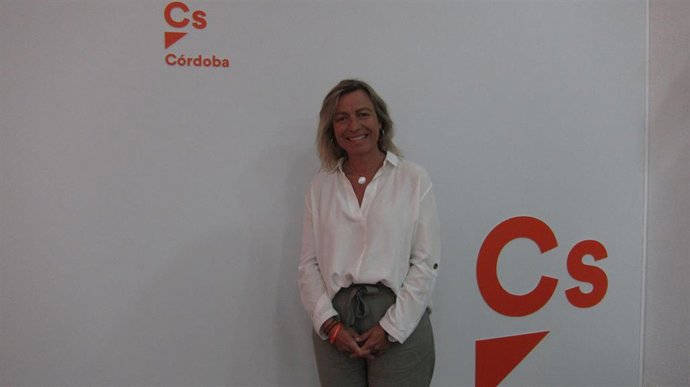 Córdoba.-26M.- Albás pide confiar en Cs con gestores de varios ámbitos porque con la izquierda y derecha "no hay cambio"