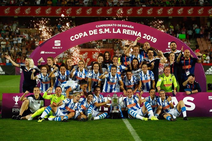 Final de la Copa de la Reina disputada entre Real Sociedad y Atlético de Madrid con la presencia de la Reina de España, Letizia Ortiz.