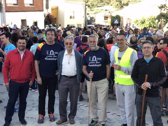 Ramos pide colaboración a las administraciones para que el Camino Real de Guadalupe tenga más peregrinos