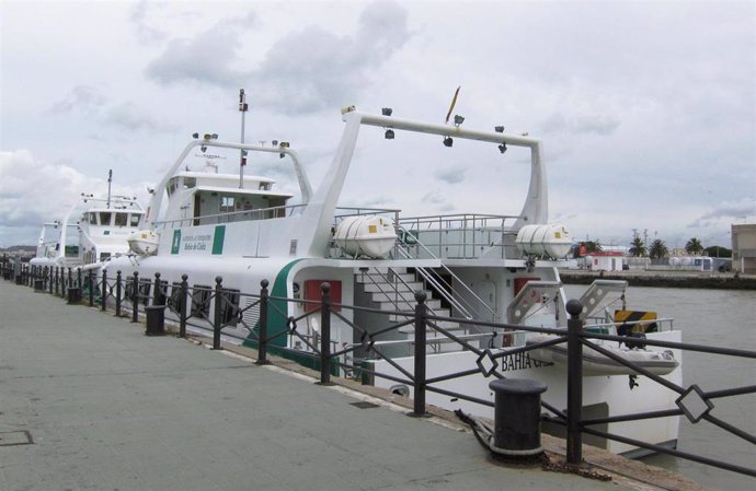Cádiz.- Suspendidas las conexiones por catamarán entre Cádiz, El Puerto y Rota por el mal tiempo
