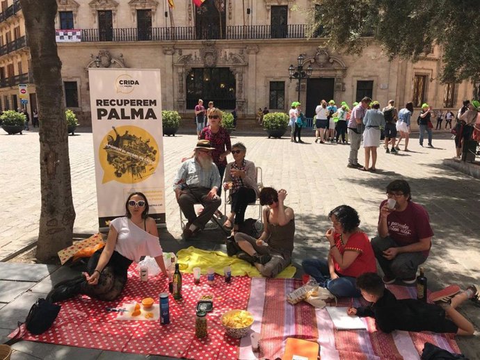 26M.- Crida Per Palma Proposa Derogar L'Ordenana D'Ocupació De la Via Pública Per "Mercantilizar" L'Espai Públic