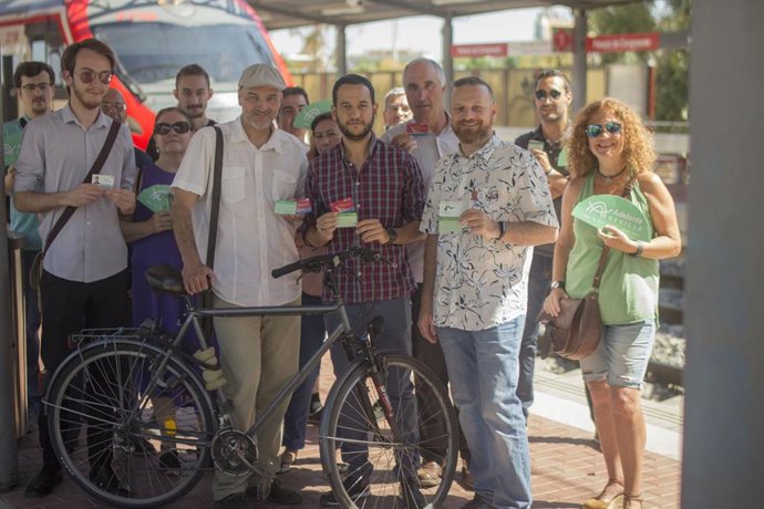 Sevilla.- 26M.- Adelante se compromete a desarrollar la red de BTR y a "aumentar la frecuencia de los Cercanías"