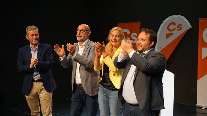 26M.- Cs Retomará, Si Gobierna, El Anterior Calendario Escolar Y Cualquier Modificación Se Hará Con "Consenso"