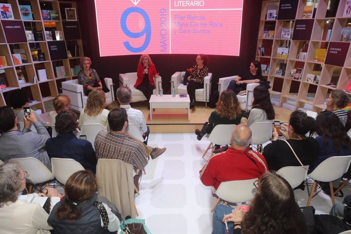 Unas 2.000 personas han visitado el estand de Barcelona en la Feria del Libro de Buenos Aires