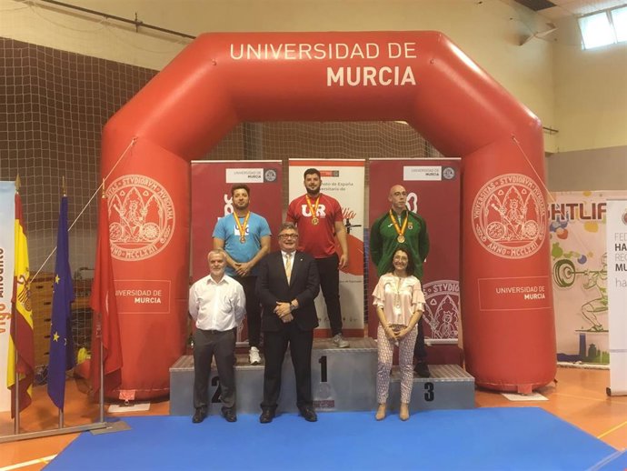 La UR, medalla de oro en el Campeonato de España Universitario de Halterofilia